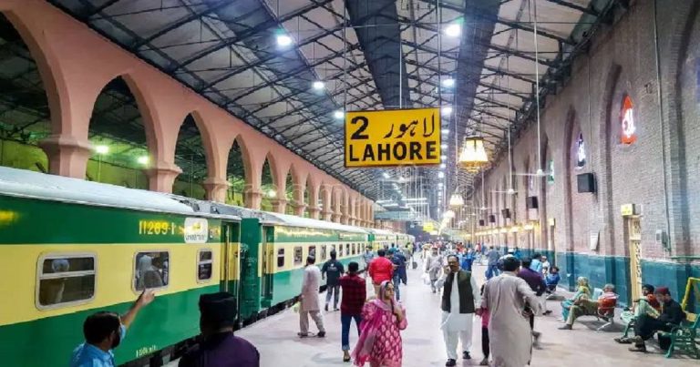 Pakistan Railways increases fares by 5% amid rising fuel prices