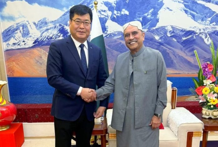 Serene Air CEO calls on President Zardari in Kashgar; briefs on future plans