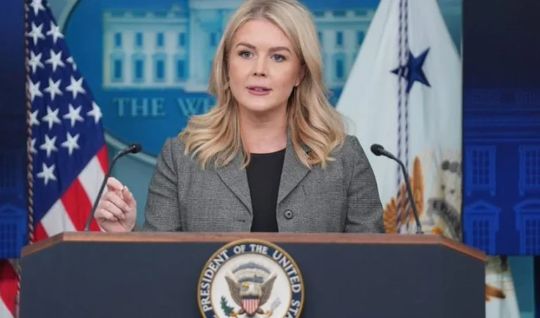 White House warns of mass layoffs as US shutdown drags on