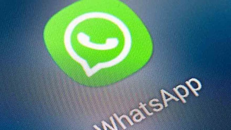 WhatsApp tests new ‘chat history sharing’ feature for group members