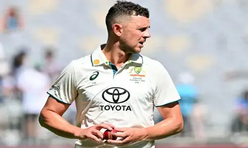 Australia quick Hazlewood ruled out of Ashes after injury setback