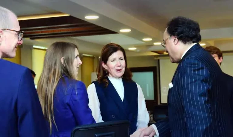 Pakistan, UK resume development talks after 8 years