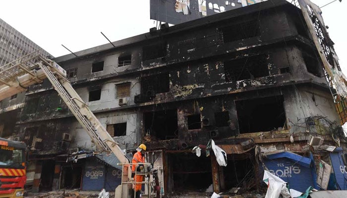Gul Plaza blaze FIR alleges negligence as fatalities mount to 71; search underway for missing