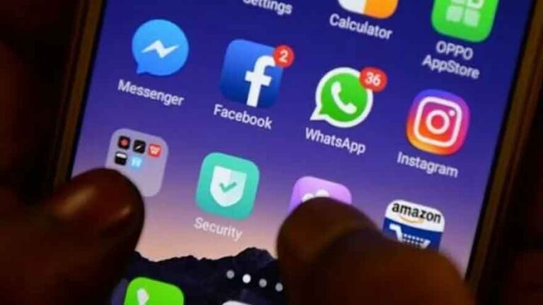 Facebook, Instagram users report widespread outages: Downdetector