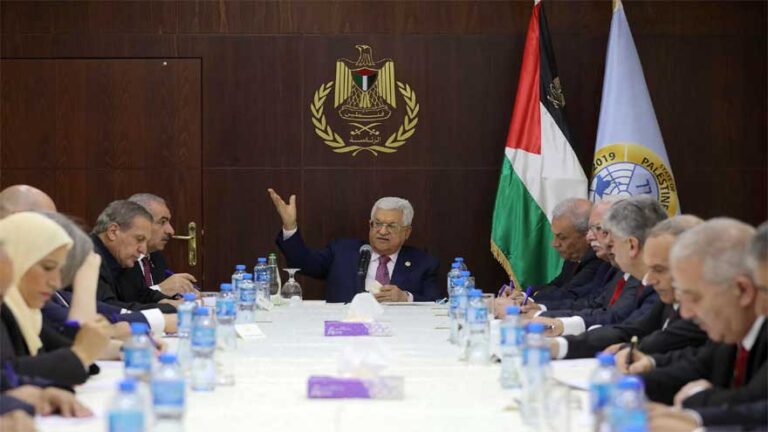Hamas dissolves Gaza governing body, clearing way for technocratic committee