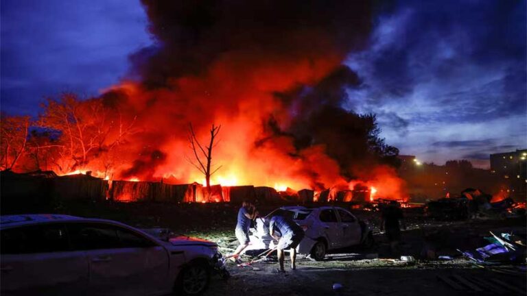 Second Russian attack on Kyiv in less than a week kills 11, wrecks apartments