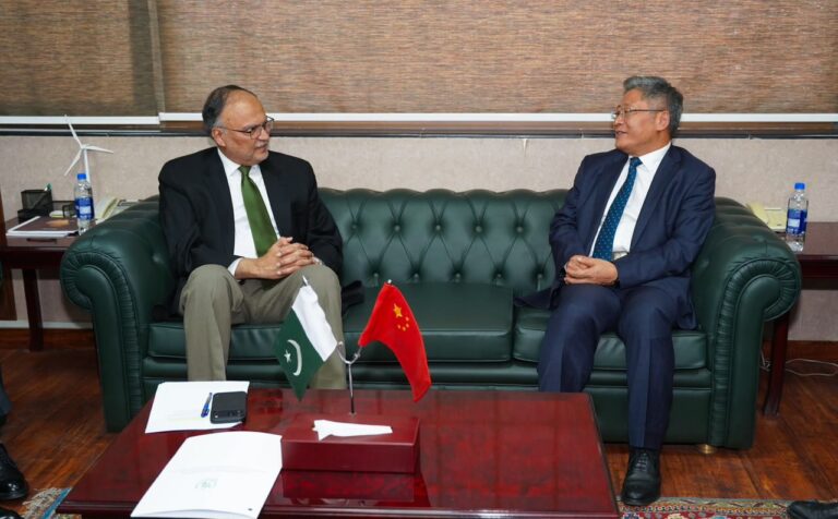 High-level Chinese delegation visits CPEC Secretariat for B2B, industrial cooperation consultations