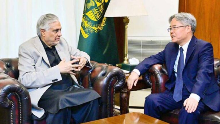 DPM Dar, Chinese Ambassador review CPEC progress